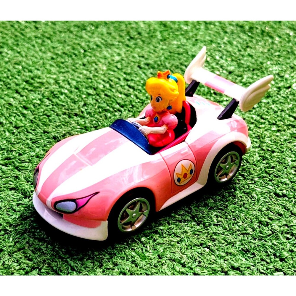 Nintendo Mario Kart Carrera Wild Wing Peach Pull Back & Speed 1:43 Toy Car EUC